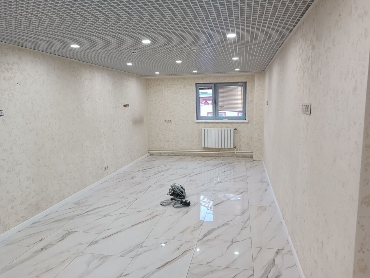 Монтаж потолков грильято